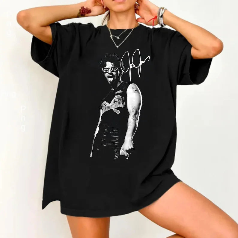 Living The Dream Tour 2025 Tee Retro Graphic Fan Concert Merch Gift Ady Store